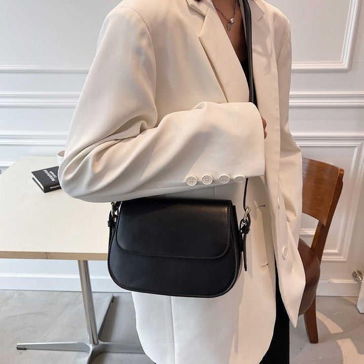 Elarova | Elegante handgefertigte Lederhandtasche