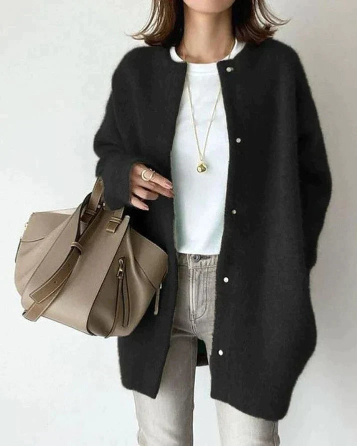 Elarova | Elegante und weiche Strickjacke