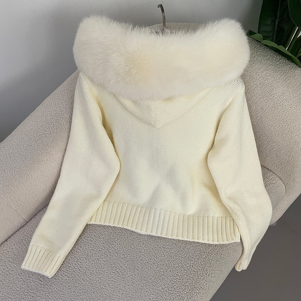 Elarova | Eleganter Strickjacke Mit Fellkragen