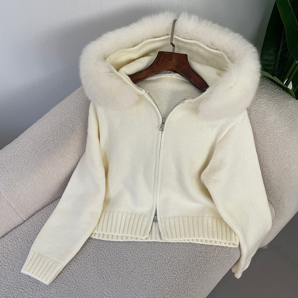 Elarova | Eleganter Strickjacke Mit Fellkragen