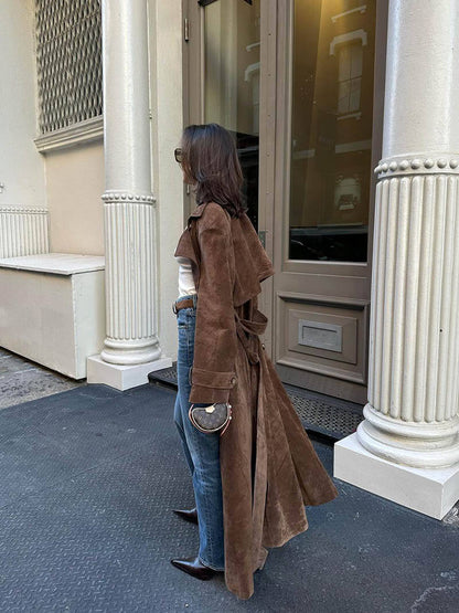 Elarova | Eleganter Wildleder-Trenchcoat für Damen