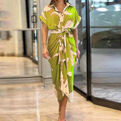 Elarova: Elegantes Kurzarm-Blusenkleid mit Blumenmuster
