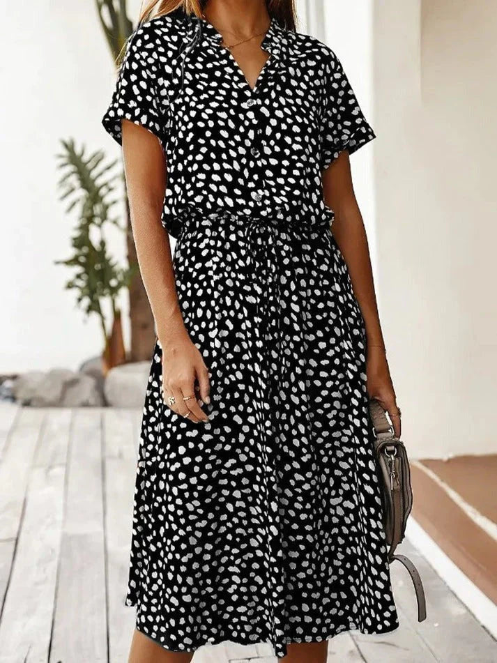 Elarova | Elegantes kurzärmliges Hemdblusenkleid mit Polka Dots und Kordelzug in der Taille