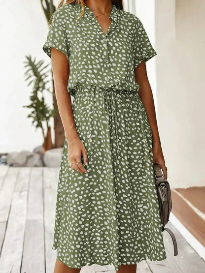 Elarova | Elegantes kurzärmliges Hemdblusenkleid mit Polka Dots und Kordelzug in der Taille