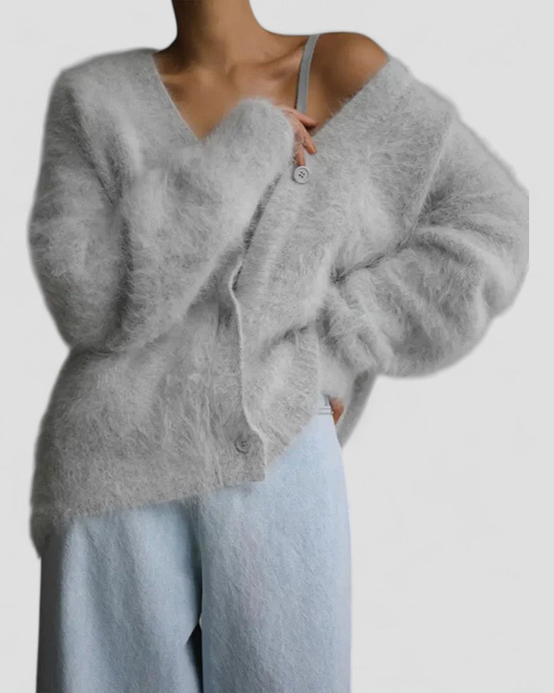 Elarova | Flauschiger Strickcardigan mit Knopfleiste