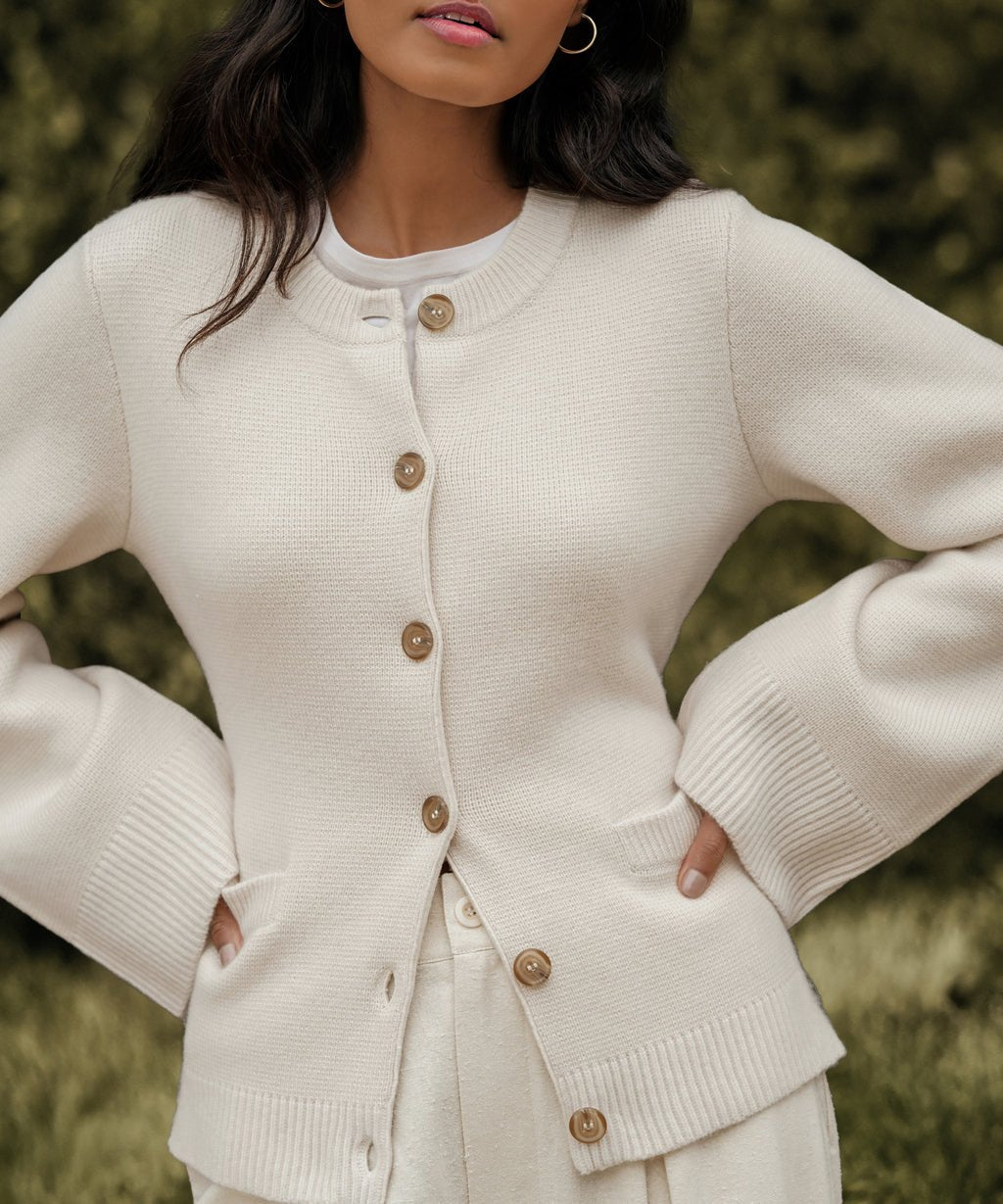 Elarova | Gestrickte Strickjacke