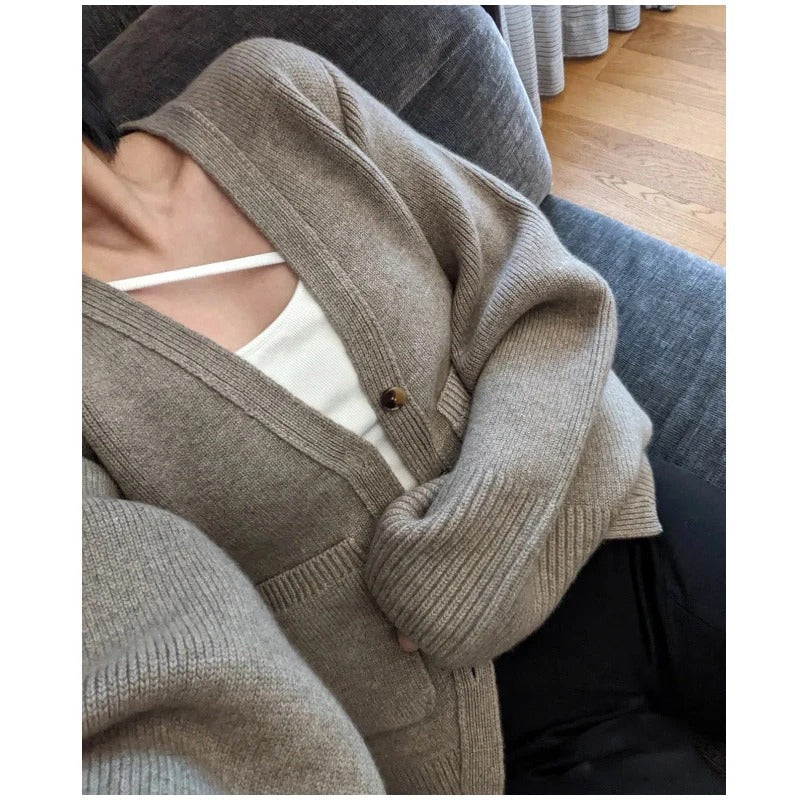 Elarova | Gestrickte Strickjacke