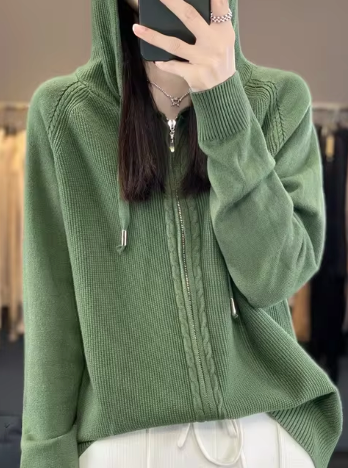 Elarova | Gestrickte Strickjacke mit Kapuze
