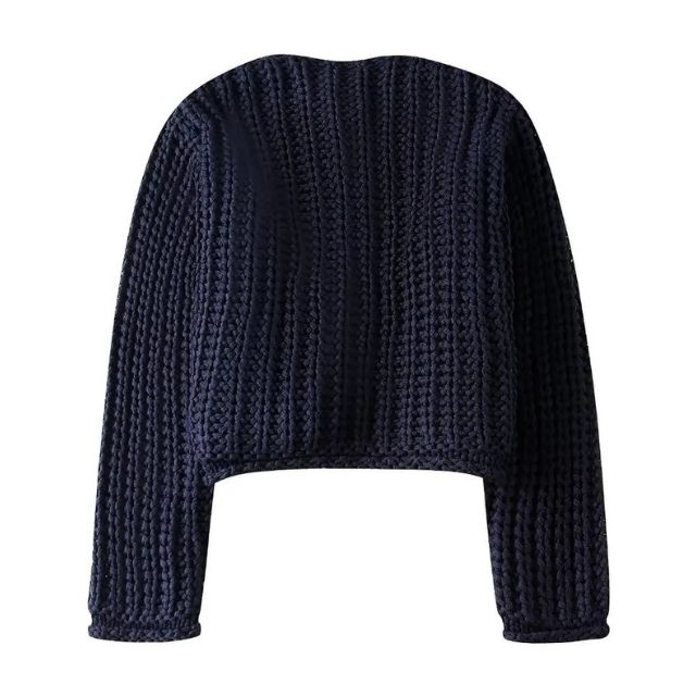 Elarova | GrobstrickStrickjacke mit großen Knöpfen