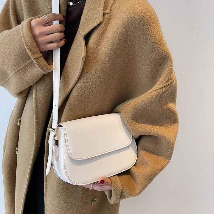 Elarova | Handgemachte Leder Schultertasche