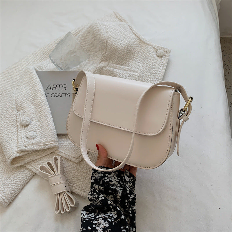 Elarova | Handgemachte Leder Schultertasche
