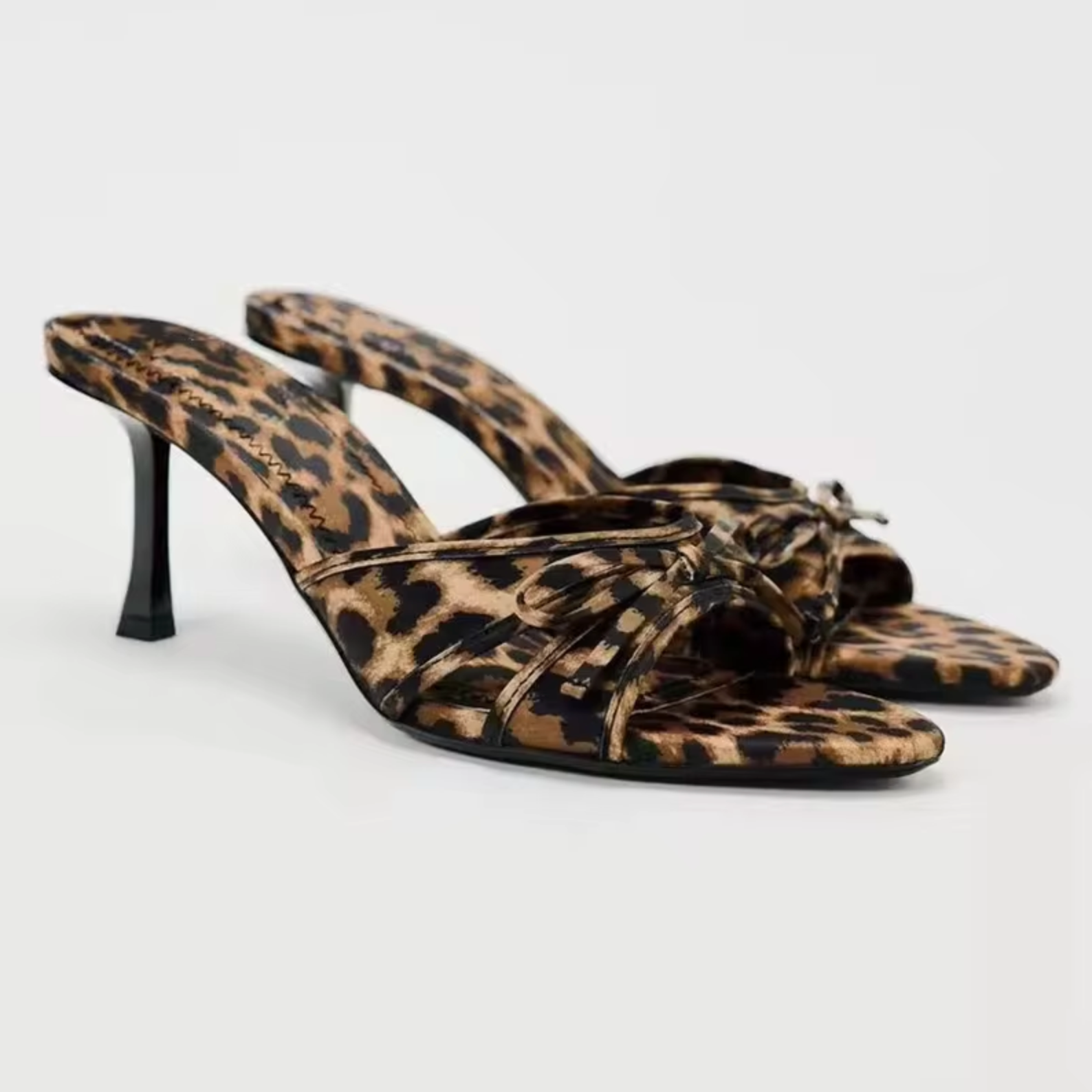 Elarova | High-Heeled Slippers mit Leopardenmuster