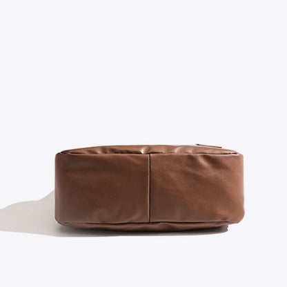 Elarova | HoboUmhängetasche aus Kunstleder Kuriertasche