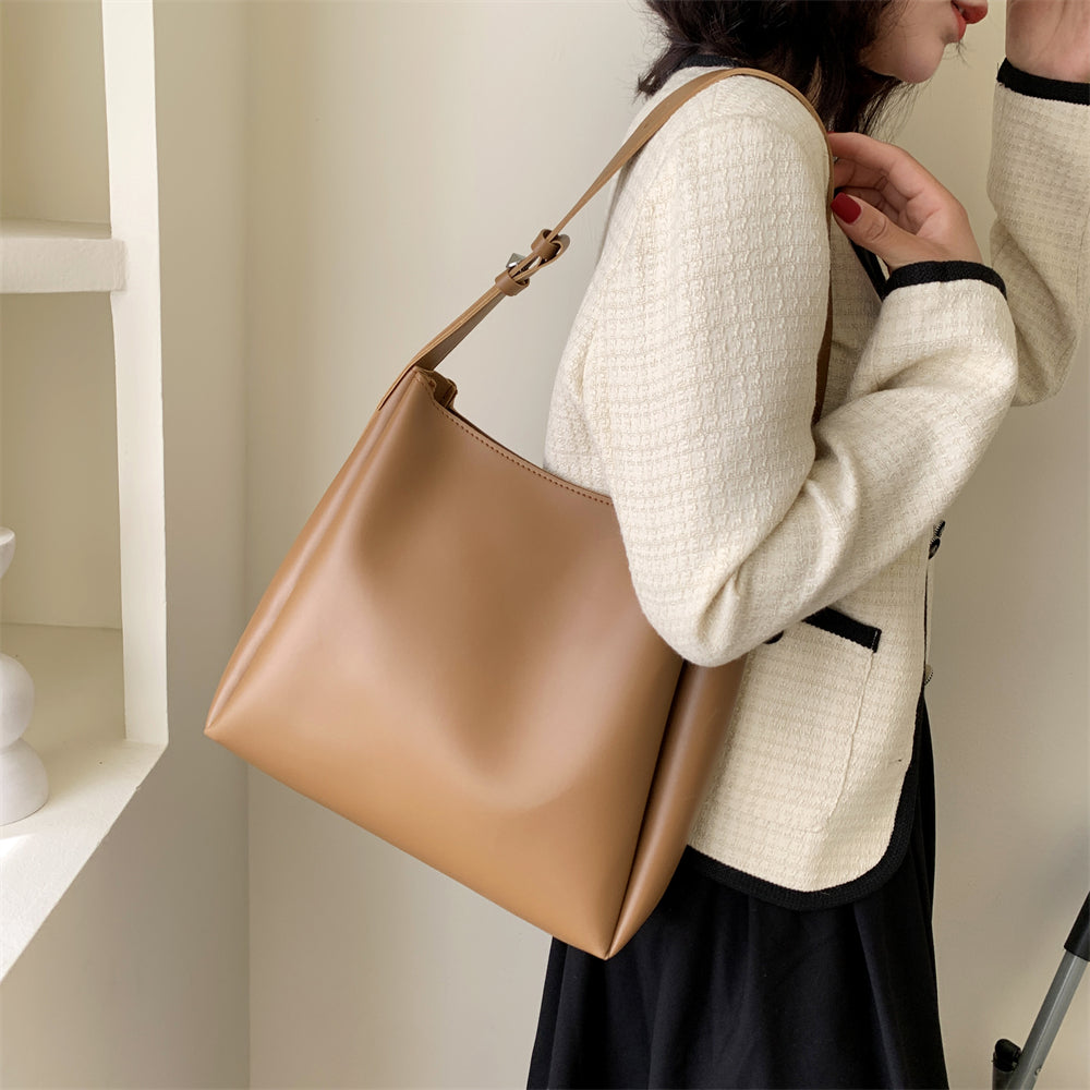 Elarova | Hochwertige Damen Shopper Große Kapazität Schultertasche Reine Farbe Breiter Riemen Weiches PULeder
