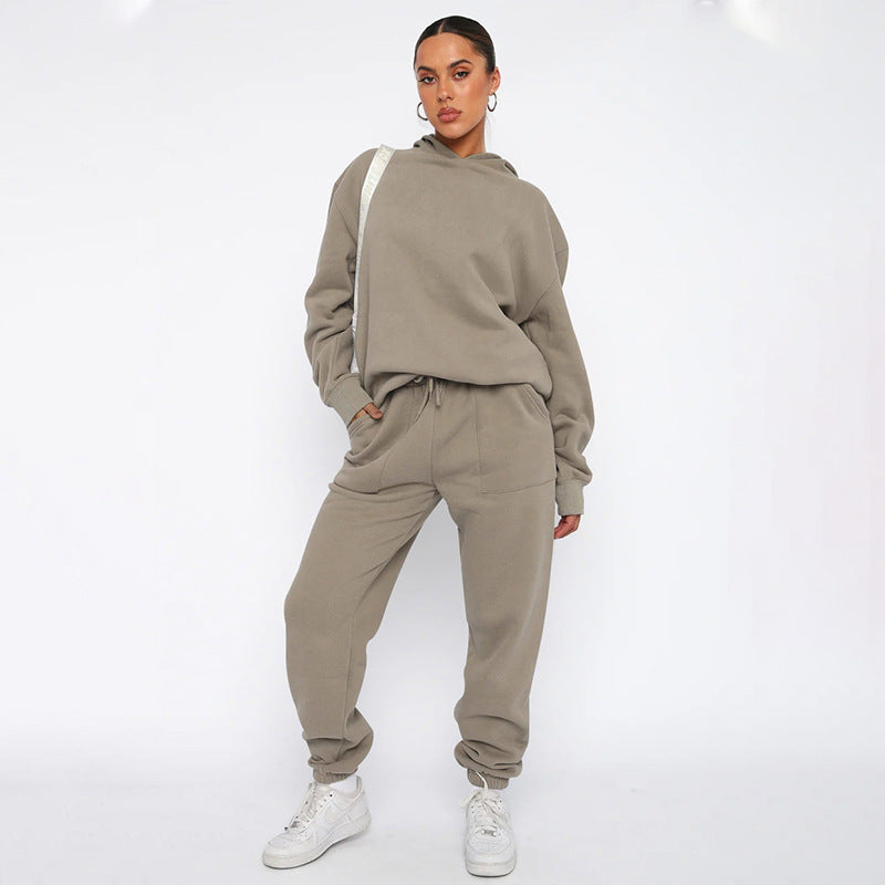 Elarova | Kapuzenpulli- und Jogger-Set in Übergröße für Damen