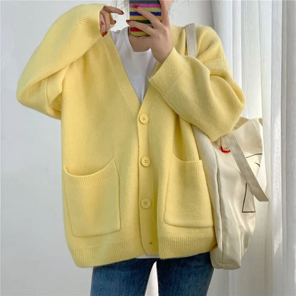 Elarova | Klassische Strickjacke Mit Knöpfen Für Zeitlosen Komfort Für Frauen