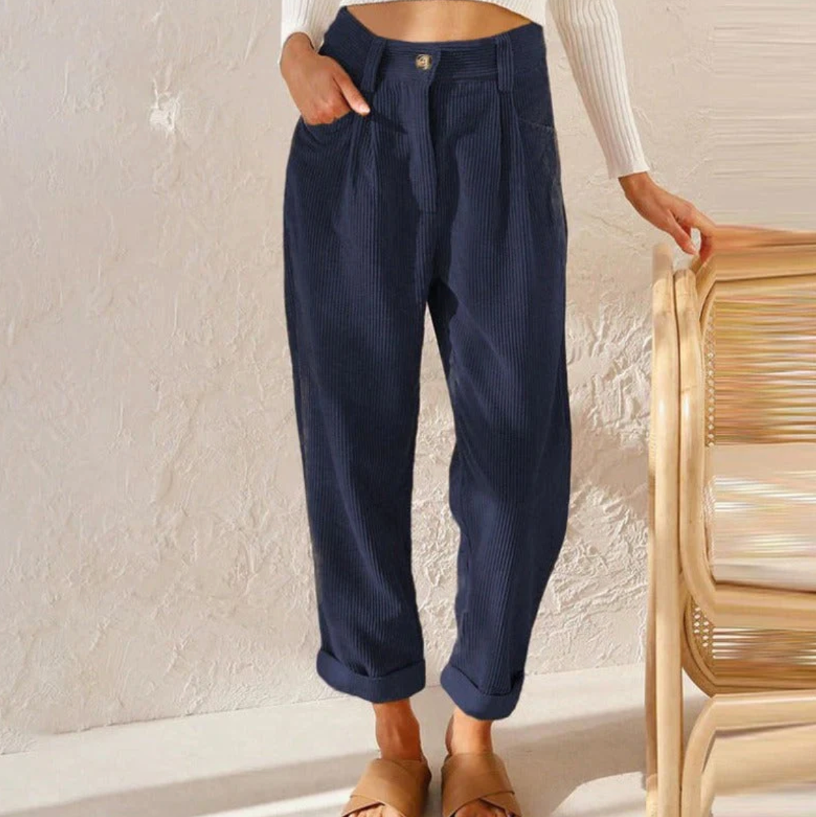Elarova | Kord Hose