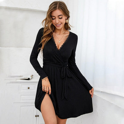 Elarova Langarm-Strickkleid mit Spitzenbesatz