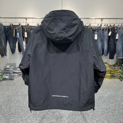 Elarova | Leichter Kapuzen Windbreaker mit halbem Reißverschluss und Tasche