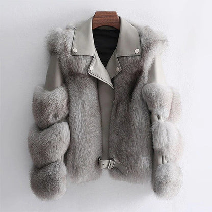 Elarova | Luxuriöse flauschige Winterjacke für Frauen 2024 Style