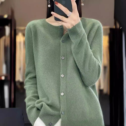 Elarova | Merino Wollstrickjacke Mit Rundhalsausschnitt Und Langen Ärmeln