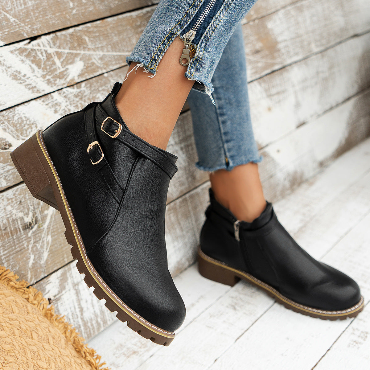 Elarova | Modische orthopädische Stützstiefel.