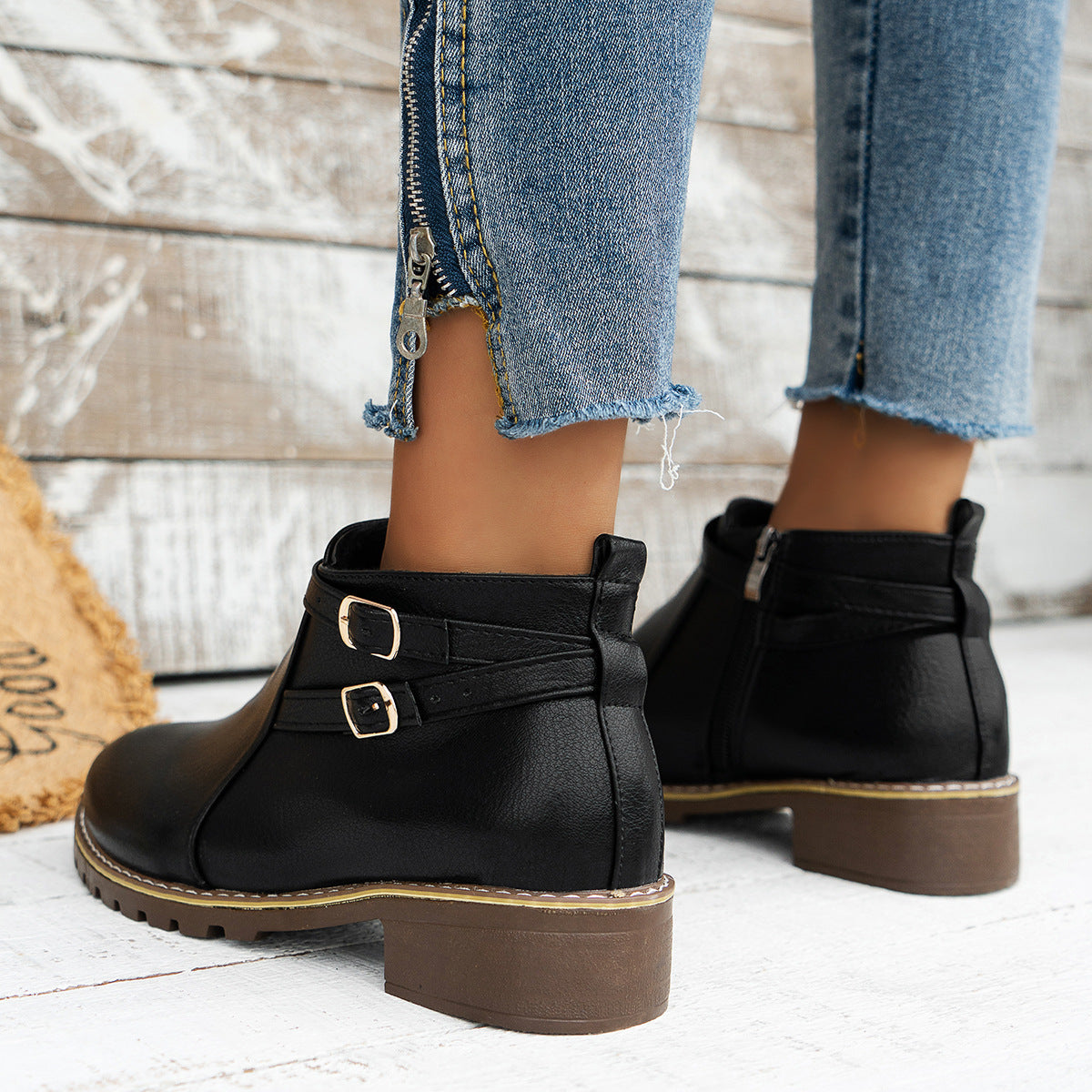 Elarova | Modische orthopädische Stützstiefel.