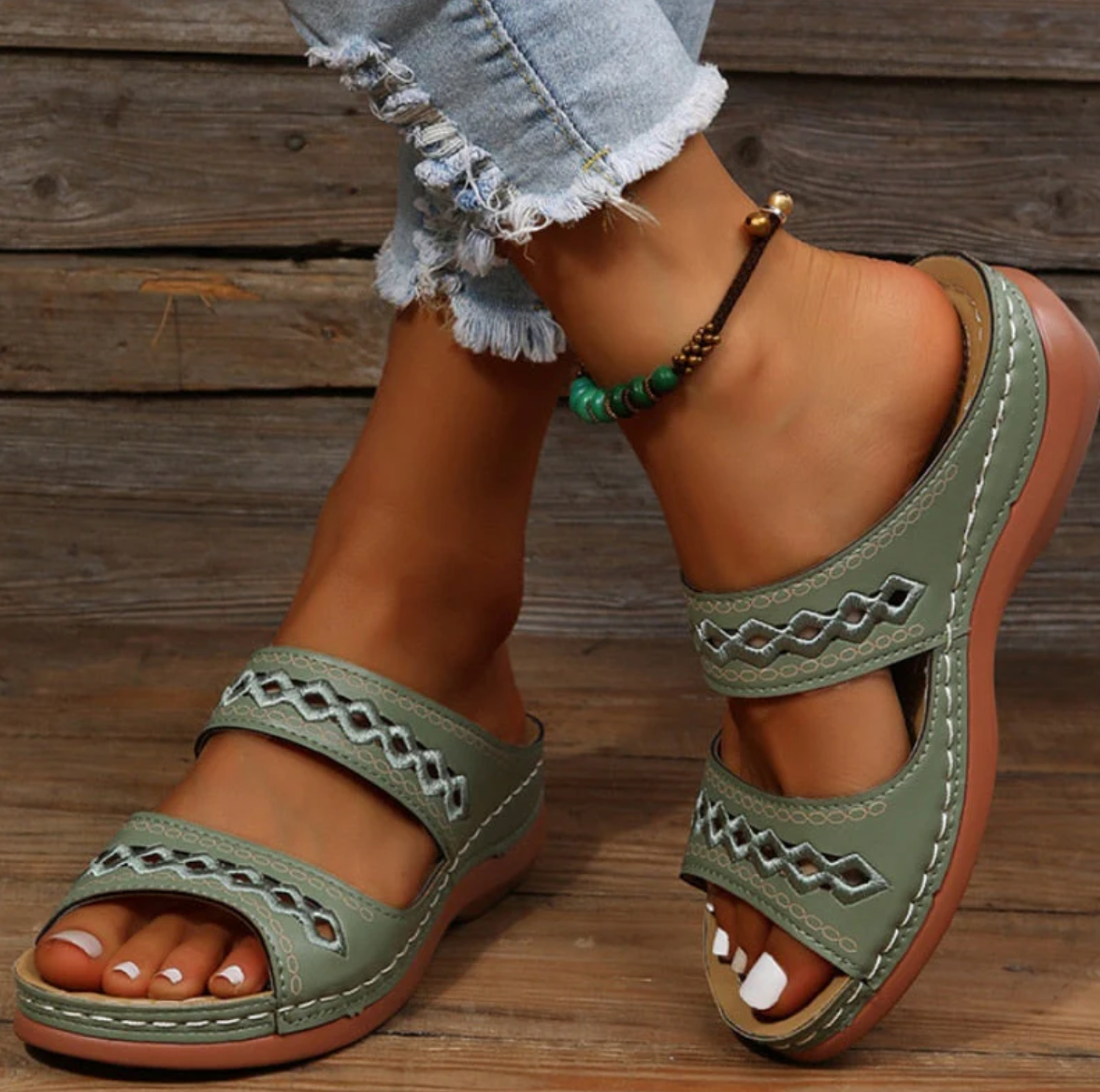 Elarova | Orthopädische Sandalen für maximalen Komfort