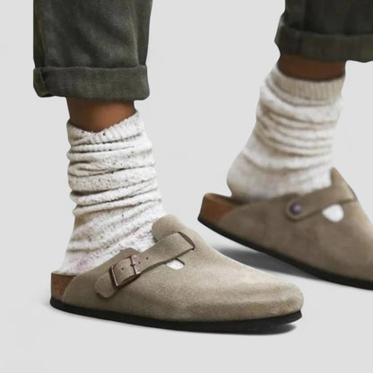 Elarova | Orthopädische Wildlederclogs mit Schnallenriemenfutter