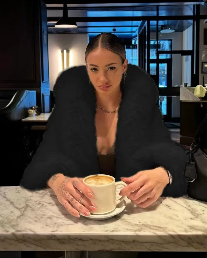 Elarova | Plüsch-Felljacke mit Kapuze für Damen