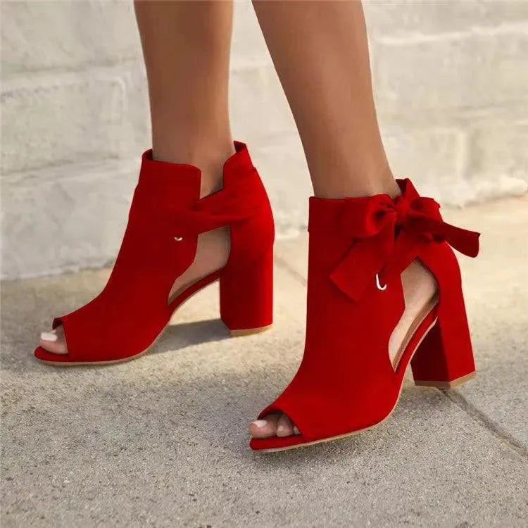 Elarova | Sandalen met dikke hak en strik