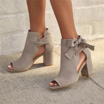 Elarova | Sandalen met dikke hak en strik