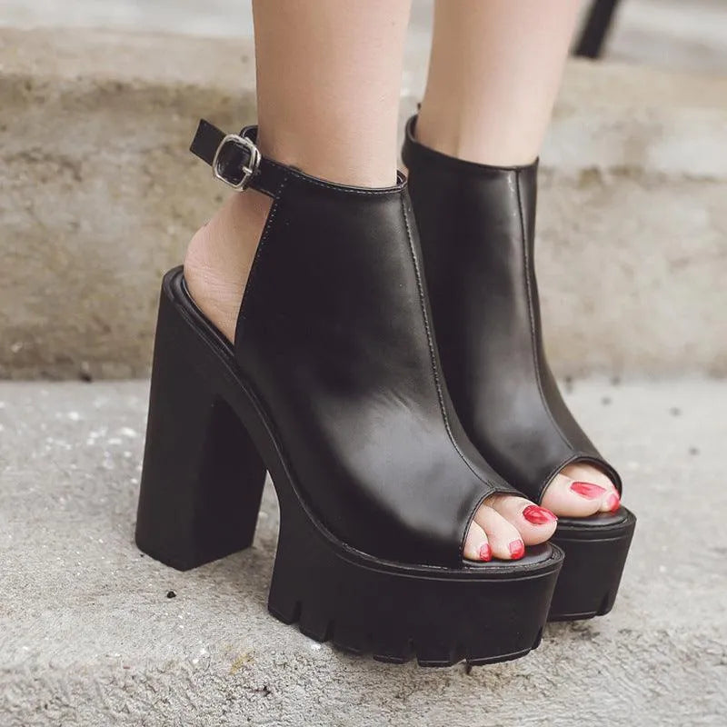 Elarova | Sandalen mit dickem Absatz