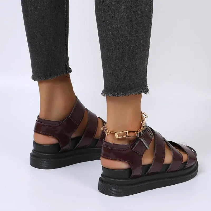 Elarova | Sandals with buckle and platform with open toes