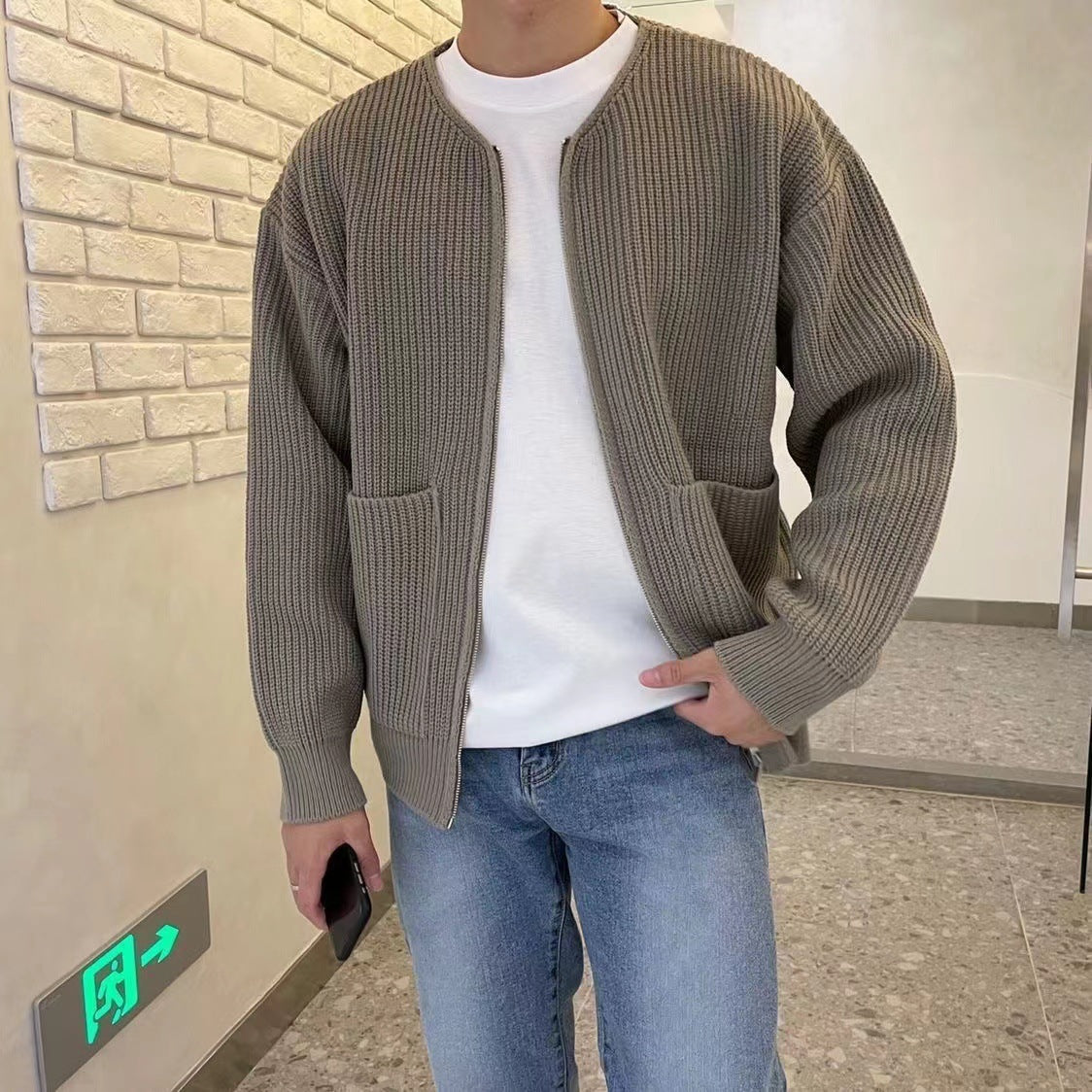 Elarova | Stehkragen Strickjacke für Herren | Warmer und stilvoller Pullover
