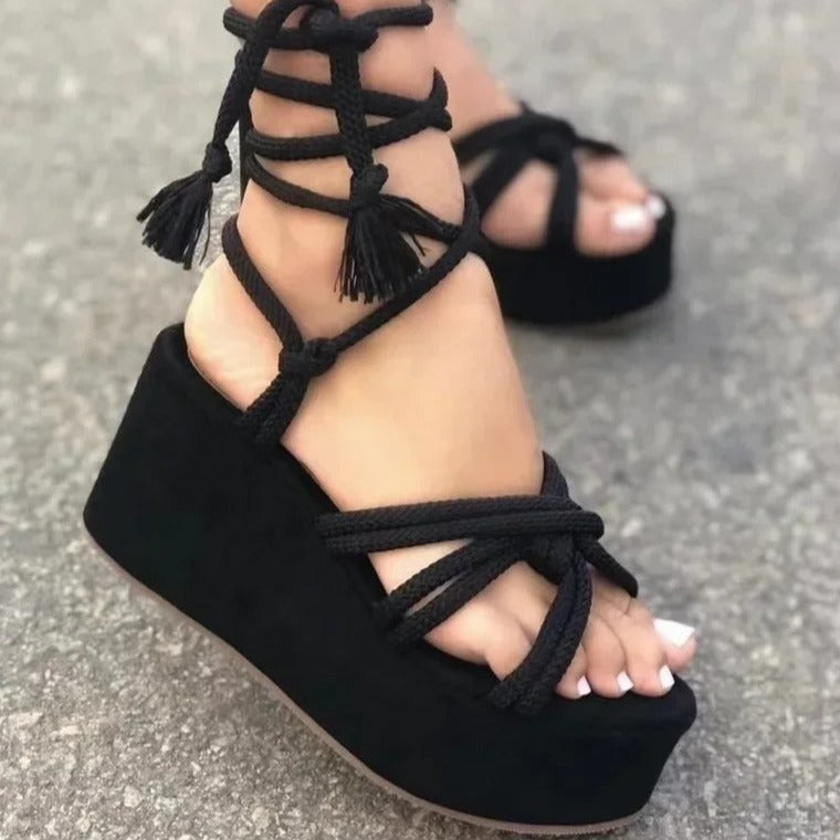 Elarova | Stilvolle Keilabsatzsandalen