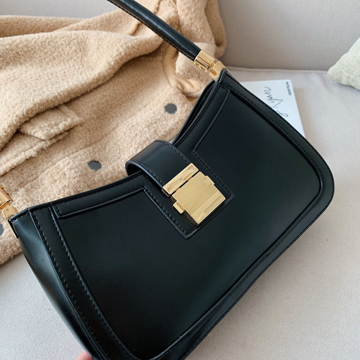 Elarova | Stilvolle Schultertasche für Damen DesignerHandtasche mit Reißverschluss