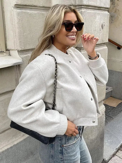 Elarova | Stilvolles Cropped Bomberjacke