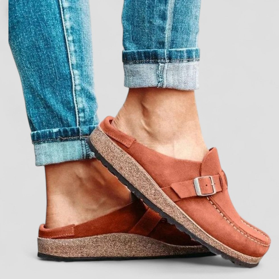 Elarova | Stützende Slipper mit weicher Sohle