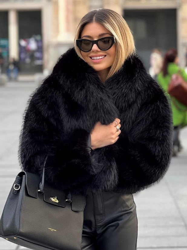 Elarova | Stylische Strickjacke