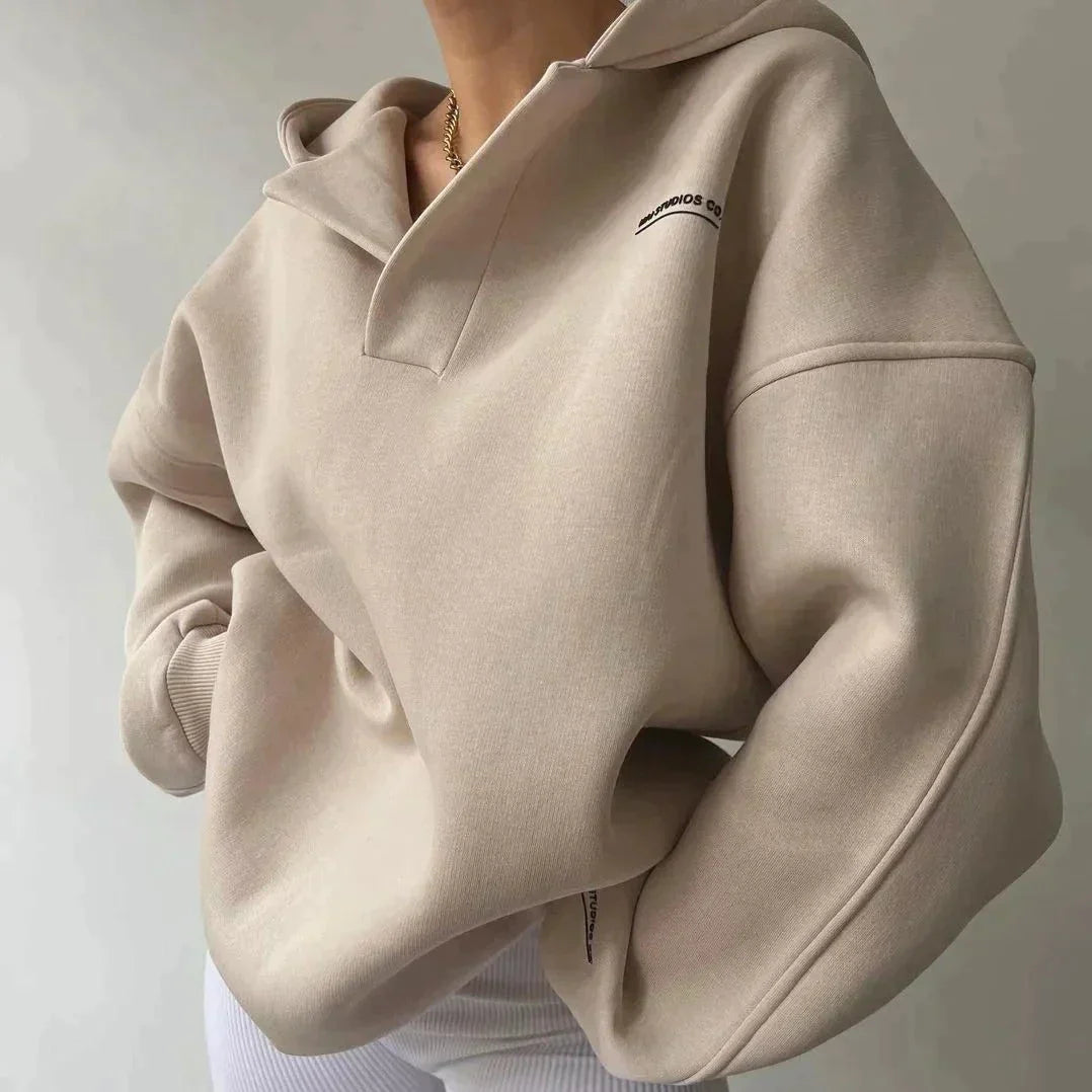 Elarova | Träumender Wollpullover Mit Kapuze