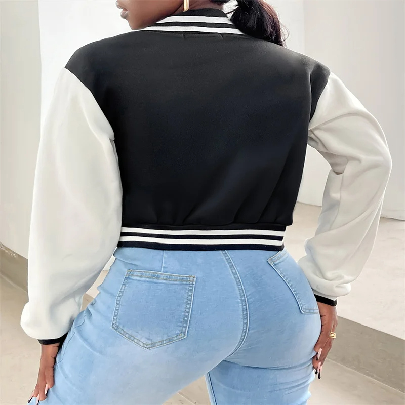 Elarova | Varsity Bomberjack Damen, Kurzes Modell mit Buchstabenpatch und Druckknopfverschluss