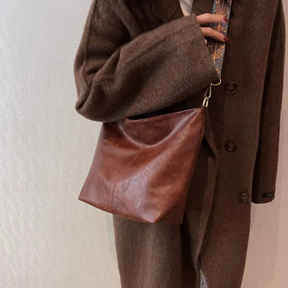 Elarova | Vintage Umhängetasche Damen Weiches PU-Leder Stilvoll