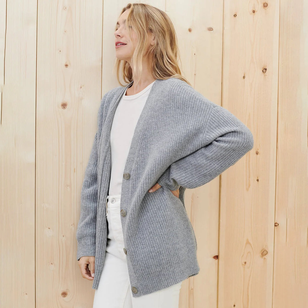 Elarova | Warme KnopfStrickjacke für Damen