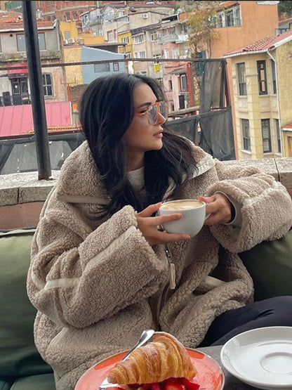 Elarova | Warme Teddy Winterjacke für Damen | Komfortabel und Stilvoll