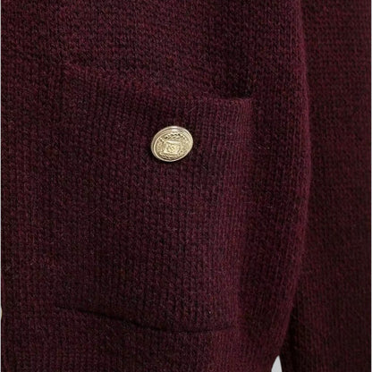 Elarova | Weicher Strickcardigan mit goldenen Knöpfen