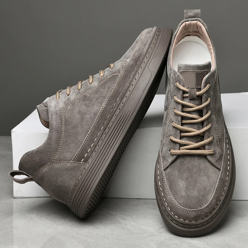 Elarova | Wildleder Low Top Sneaker