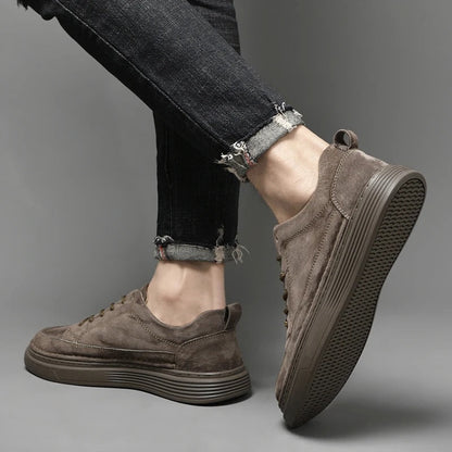 Elarova | Wildleder Low Top Sneaker