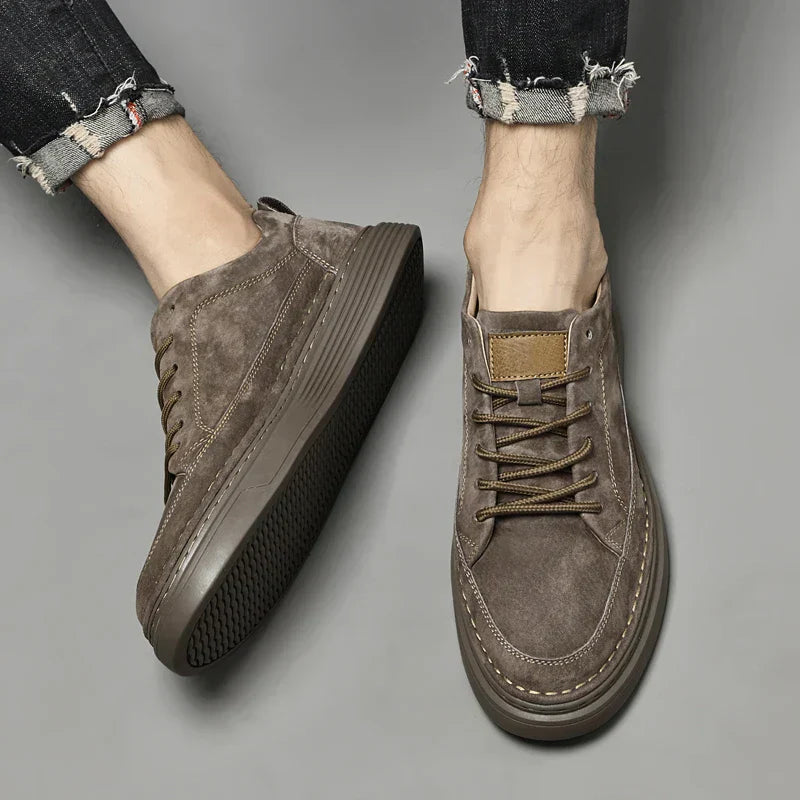Elarova | Wildleder Low Top Sneaker