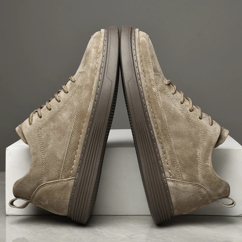 Elarova | Wildleder Low Top Sneaker